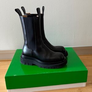 Bottega Veneta Black Leather Boots